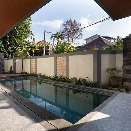 Gana Guest House